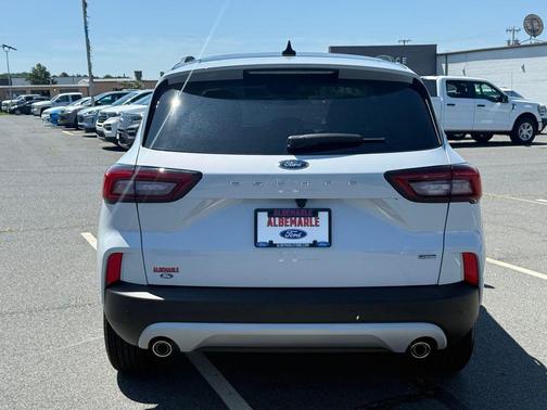 Space Silver Metallic 2025 Ford Escape PHEV SE