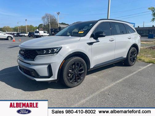 Wolf Gray 2022 Kia Sorento SX