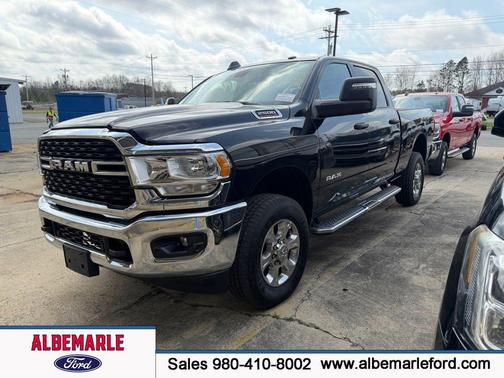 2024 RAM 2500 Big Horn Crew Cab 4x4 6'4' Box