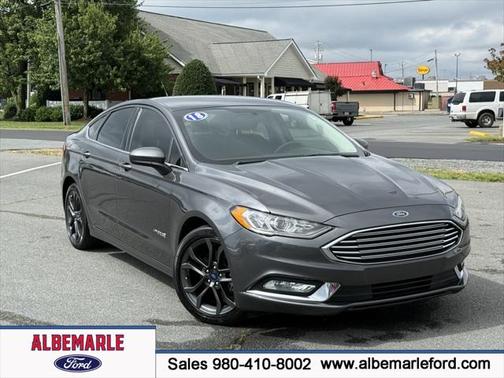 2018 Ford Fusion Hybrid SE