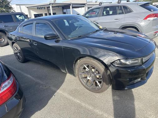 2016 Dodge Charger SE