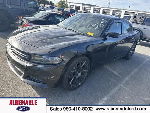 2016 Dodge Charger SE