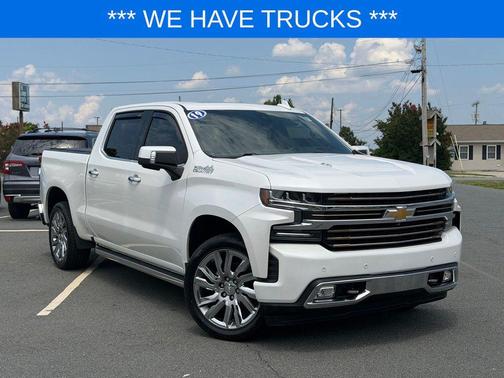 Iridescent Pearl Tricoat 2019 Chevrolet Silverado 1500 High Country