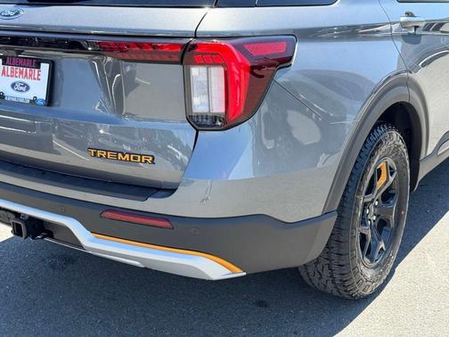 Carbonized Gray Metallic 2026 Ford Explorer Tremor