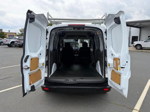 Frozen White 2022 Ford Transit Connect XLT