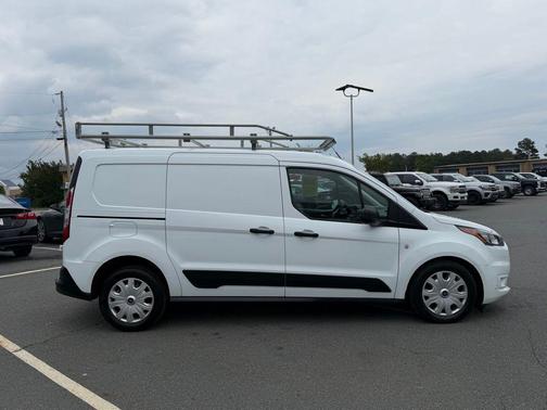 Frozen White 2022 Ford Transit Connect XLT