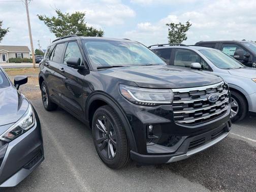 Agate Black Metallic 2026 Ford Explorer Active