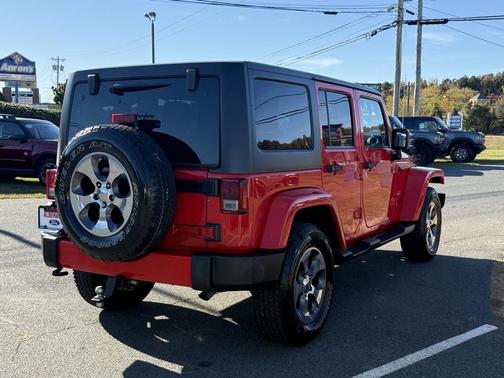 2017 Jeep Wrangler Unlimited Sahara