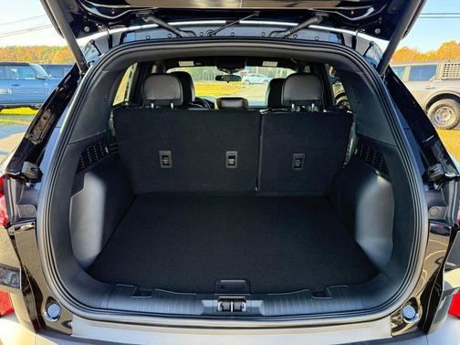 agate black metallic 2026 Ford Escape ST-Line Select