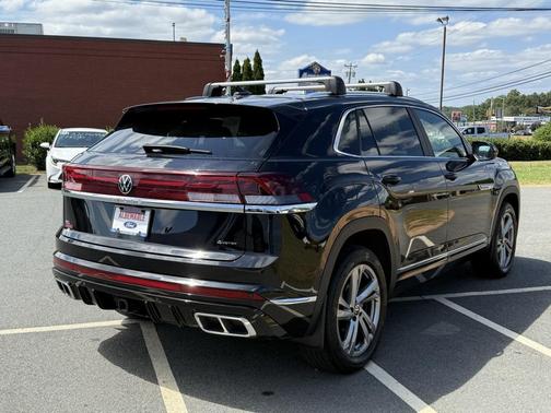 2024 Volkswagen Atlas Cross Sport 2.0T SEL