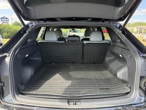 2024 Volkswagen Atlas Cross Sport 2.0T SEL