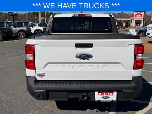 Oxford White 2022 Ford Maverick Lariat