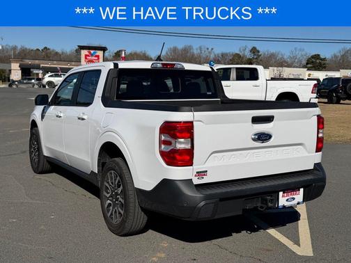Oxford White 2022 Ford Maverick Lariat