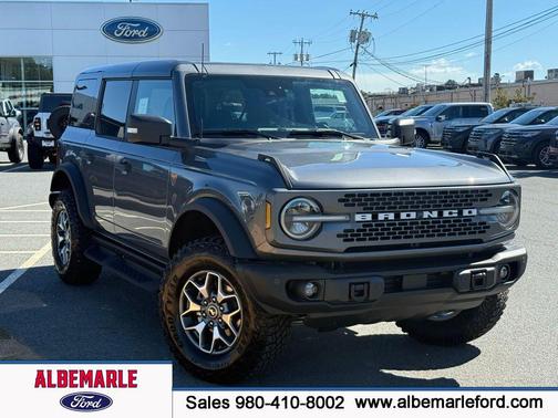 Carbonized Gray Metallic 2025 Ford Bronco Badlands