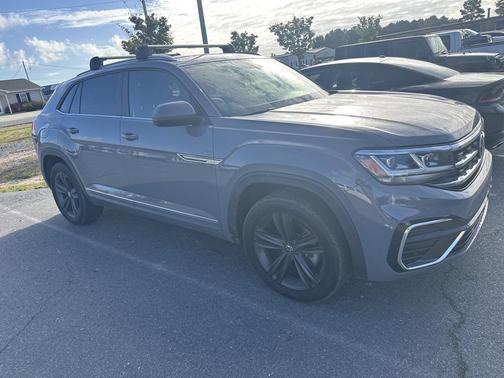 2021 Volkswagen Atlas Cross Sport 3.6L V6 SE w/Technology R-Line