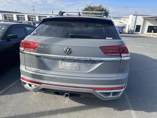 2021 Volkswagen Atlas Cross Sport 3.6L V6 SE w/Technology R-Line