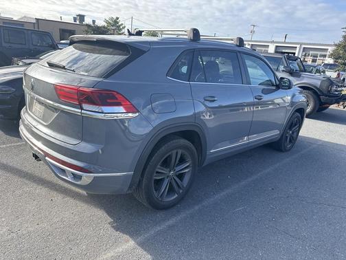 2021 Volkswagen Atlas Cross Sport 3.6L V6 SE w/Technology R-Line