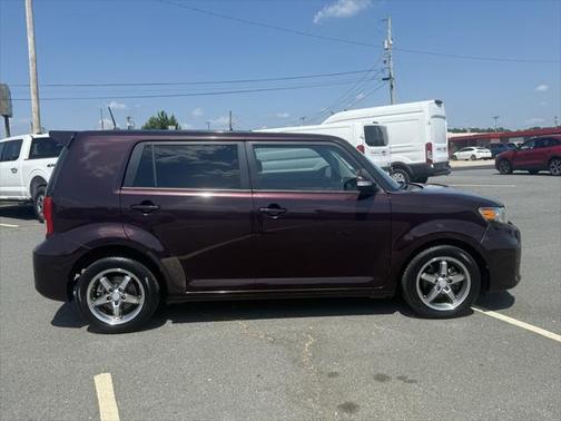 2012 Scion xB Release Series 9.0