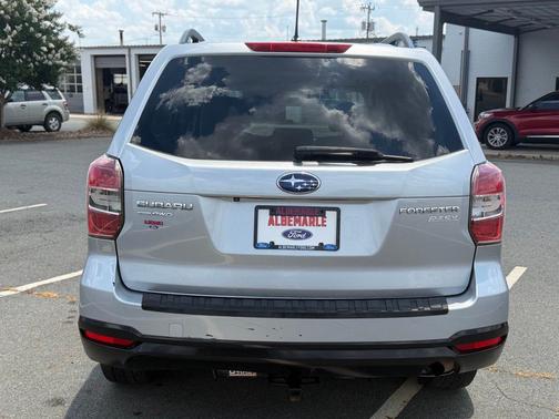 Ice Silver Metallic 2014 Subaru Forester 2.5i Premium