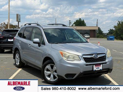Ice Silver Metallic 2014 Subaru Forester 2.5i Premium