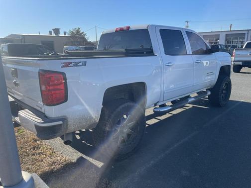 2018 Chevrolet Silverado 1500 2LT