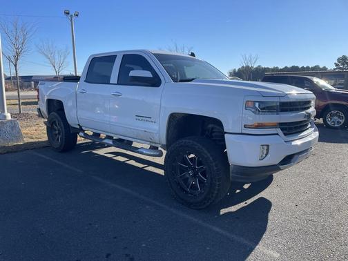 2018 Chevrolet Silverado 1500 2LT