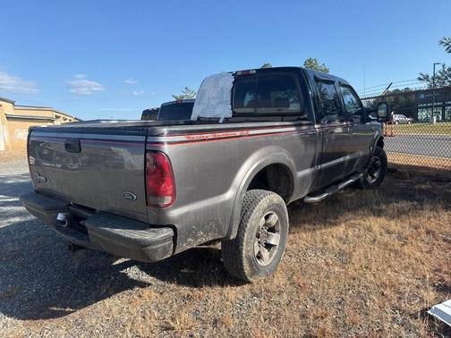 2004 Ford F-350 XL Crew Cab