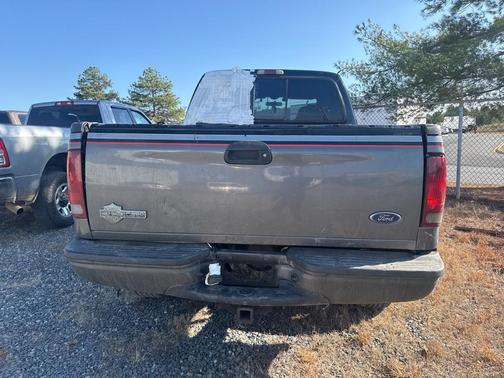 2004 Ford F-350 XL Crew Cab