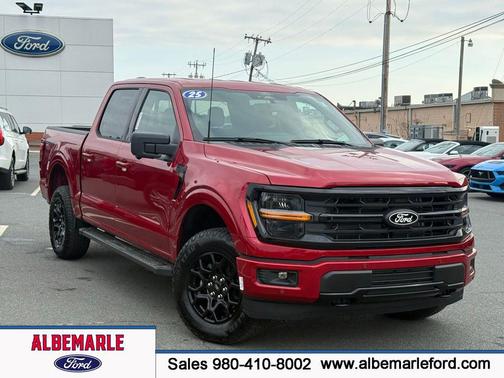 Rapid Red Metallic Tinted Clearcoat 2025 Ford F-150 XLT Truck