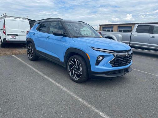 Fountain Blue 2024 Chevrolet Trailblazer RS