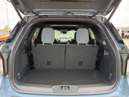 Vapor Blue Metallic 2026 Ford Explorer Tremor