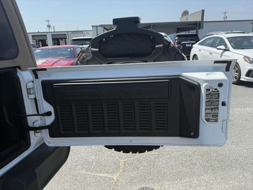 2020 Jeep Wrangler Unlimited Black and Tan 4X4