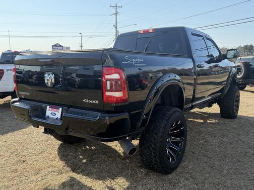 2022 RAM 2500 Big Horn Crew Cab 4x4 6'4' Box