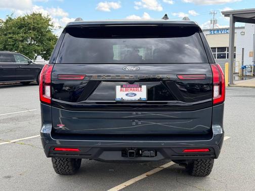 Stone Blue Metallic 2026 Ford Expedition Tremor