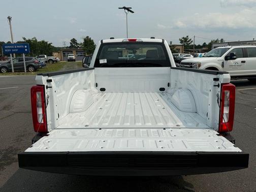 Oxford White 2025 Ford F-350 XL