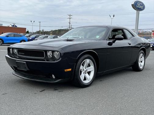 2013 Dodge Challenger SXT
