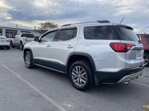 2019 GMC Acadia SLE-2