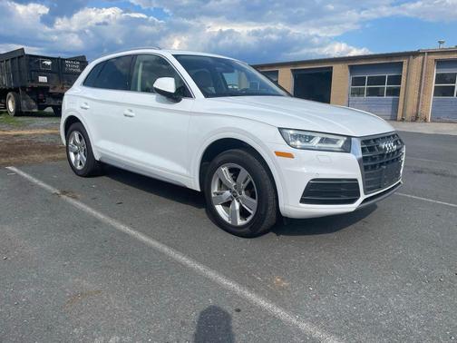 Ibis White 2018 Audi Q5 2.0T Tech Premium