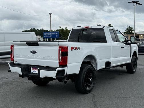 2025 Ford F-350 XL