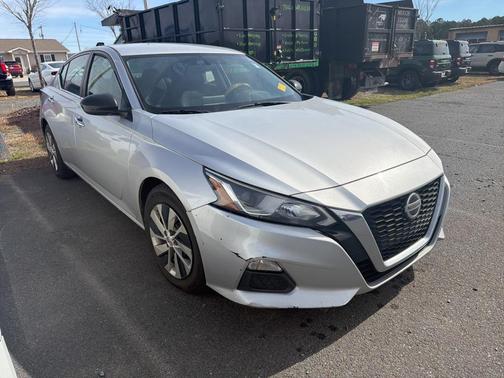 2020 Nissan Altima S FWD