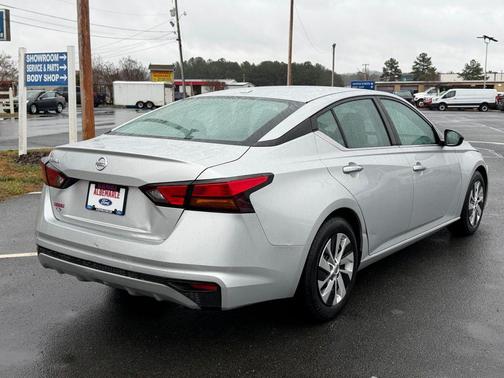 2020 Nissan Altima S FWD