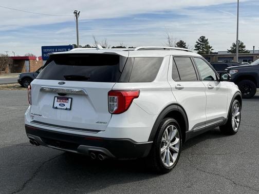 2021 Ford Explorer Platinum