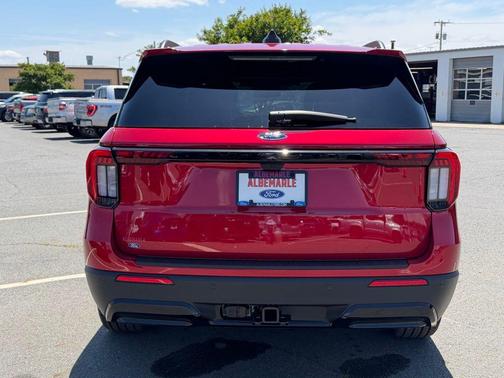 Rapid Red Metallic Tinted Clearcoat 2026 Ford Explorer ST-Line
