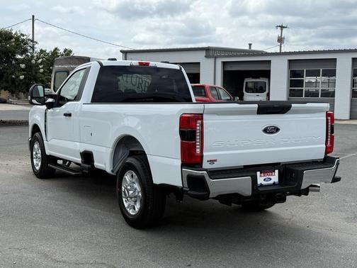 2026 Ford F-250 XLT