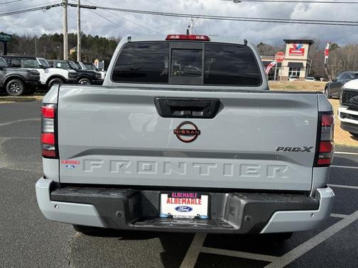 2022 Nissan Frontier PRO-X