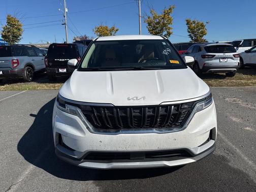 2022 Kia Carnival EX