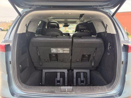 Astra Blue 2022 Kia Carnival SX Prestige