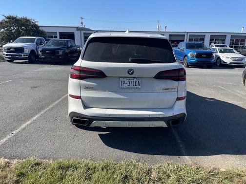 2023 BMW X5 PHEV xDrive45e