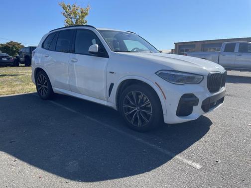 2023 BMW X5 PHEV xDrive45e