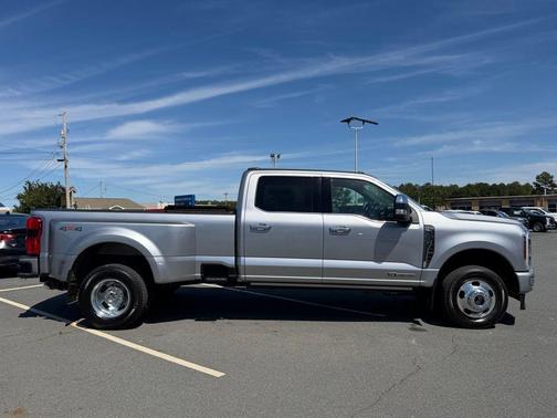 Silver Metallic 2024 Ford F-350 Platinum